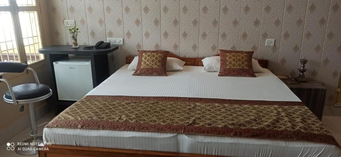Shiva Ganges View Guest House Váránaszi Kültér fotó