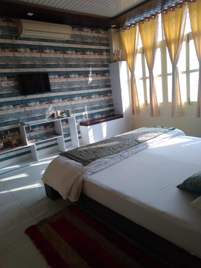 Shiva Ganges View Guest House Váránaszi Kültér fotó